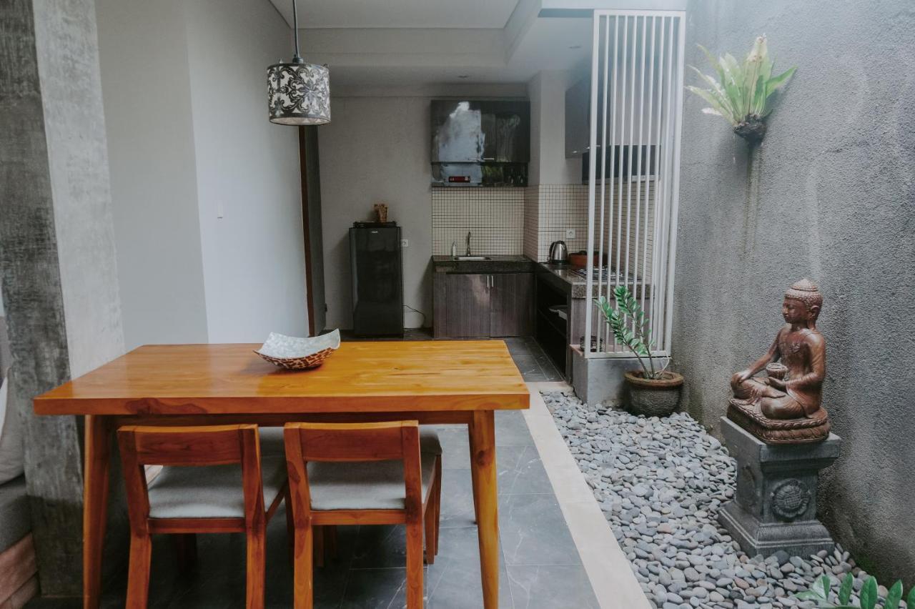 Anggira Villa Ubud Esterno foto