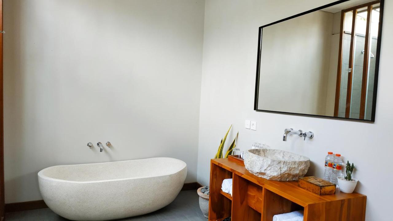 Anggira Villa Ubud Esterno foto